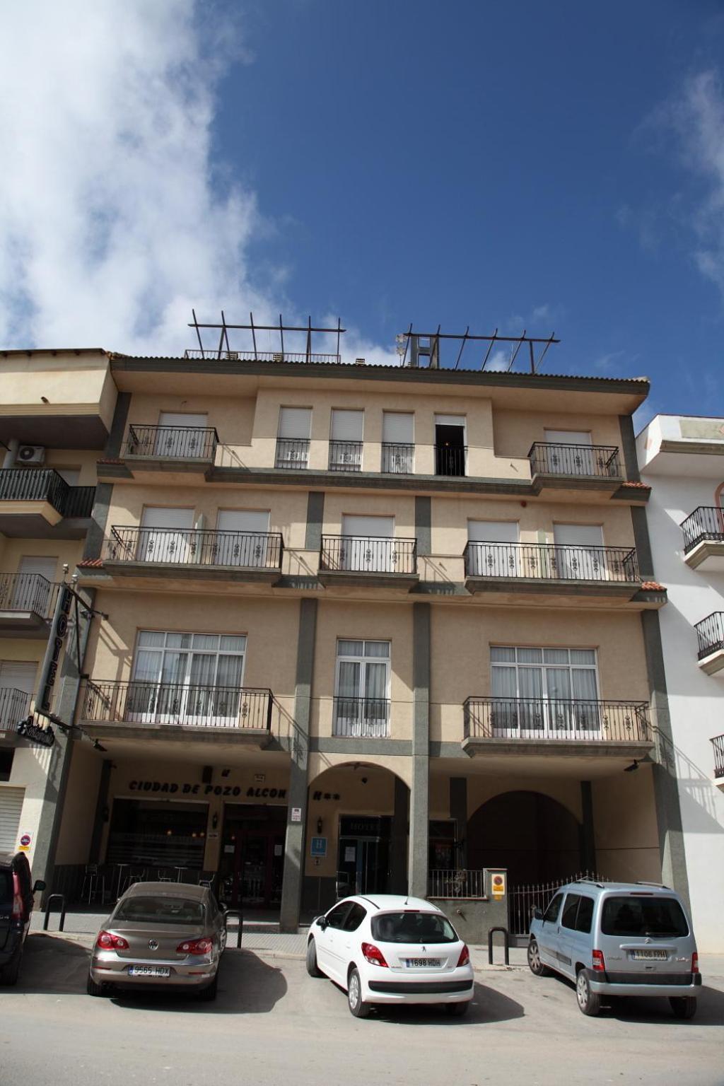Hotel Ciudad Pozo Alcón Eksteriør billede