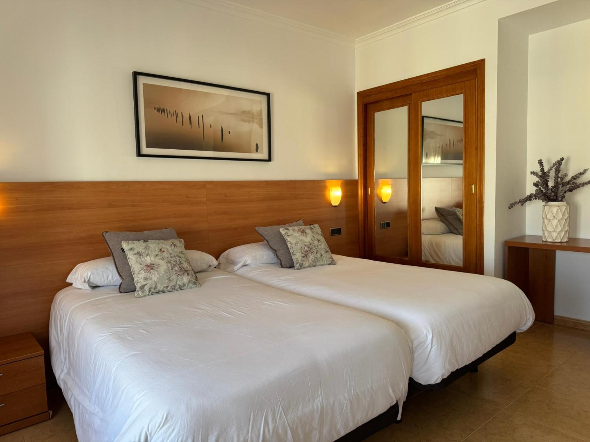 Hotel Ciudad Pozo Alcón Eksteriør billede